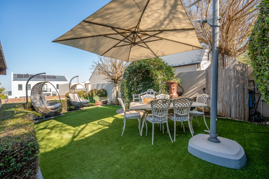3 Bedroom Property for Sale in Kelderhof Country Village Western Cape